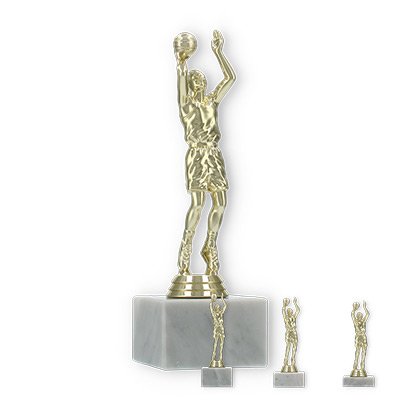 Pokal Kunststofffigur Basketballer gold auf weißem Marmorsockel