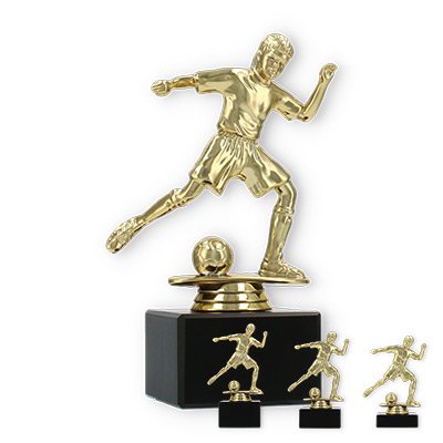Pokal Kunststofffigur Mädchenfußballerin gold auf schwarzem Marmorsockel