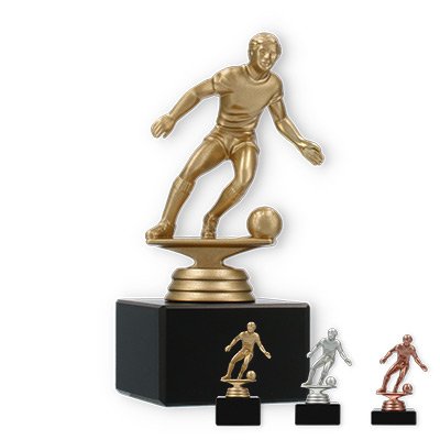 Pokal Kunststofffigur Fußball Herren auf schwarzem Marmorsockel