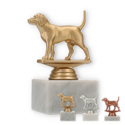 Pokal Kunststofffigur Beagle auf weißem Marmorsockel